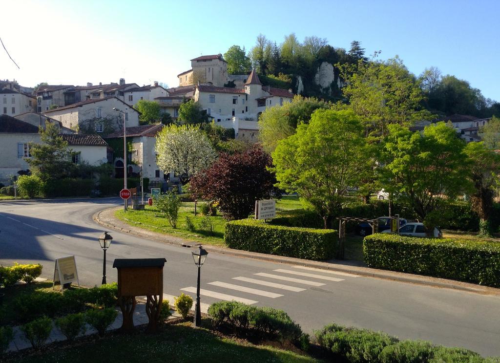 L'Hôtel du Périgord Aubeterre-sur-Dronne Exterior foto